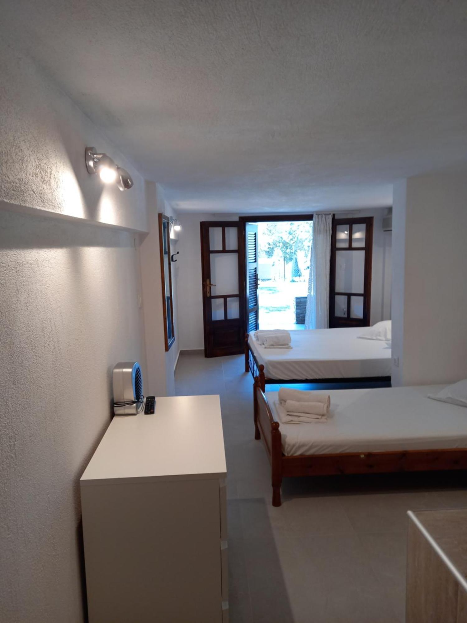 Petradaki Apartments Мола-Калива Номер фото