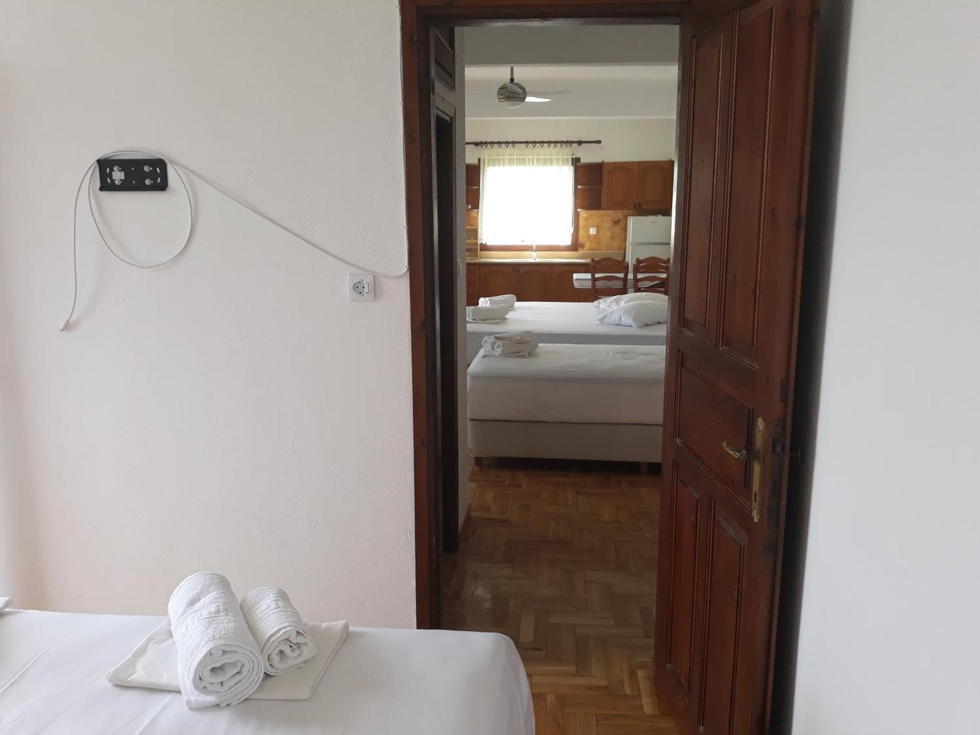 Petradaki Apartments Мола-Калива Номер фото