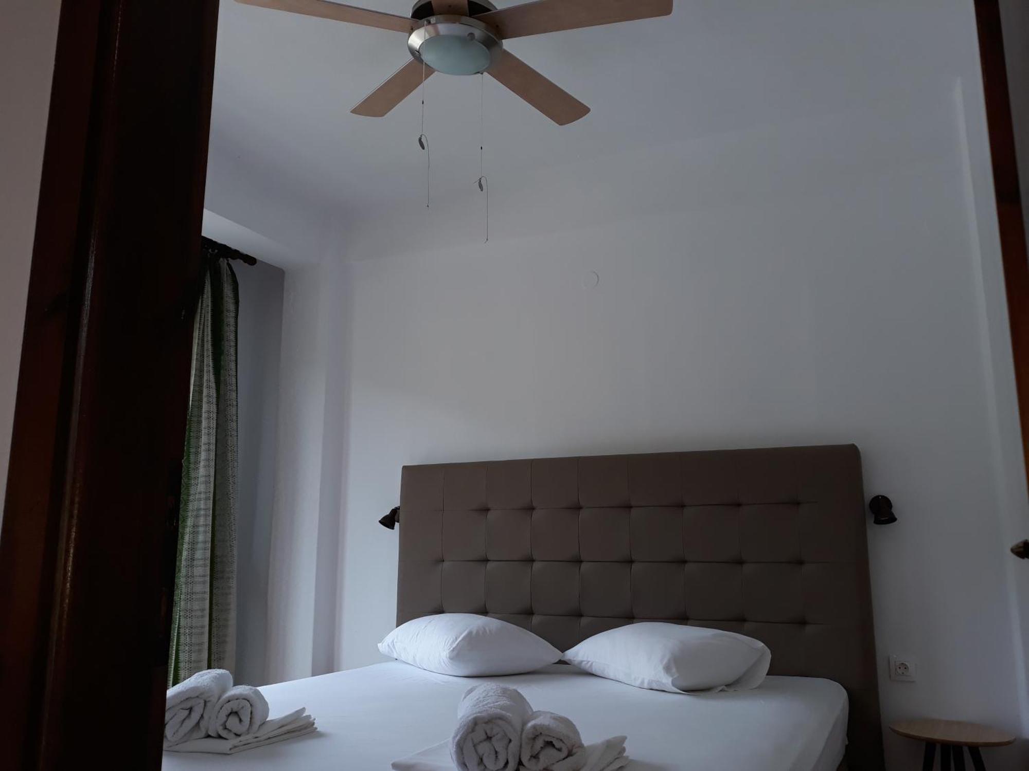 Petradaki Apartments Мола-Калива Номер фото