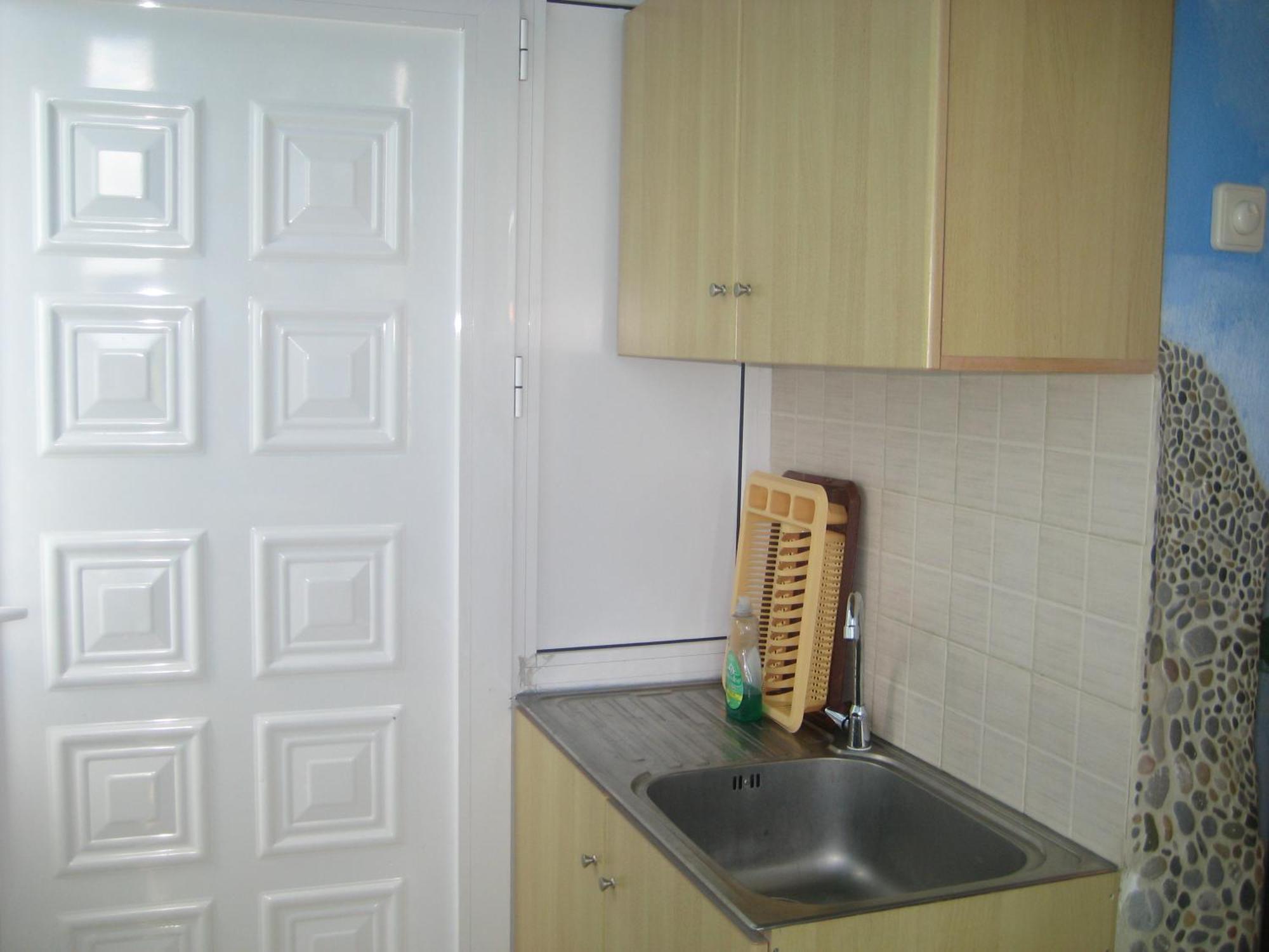 Petradaki Apartments Мола-Калива Экстерьер фото