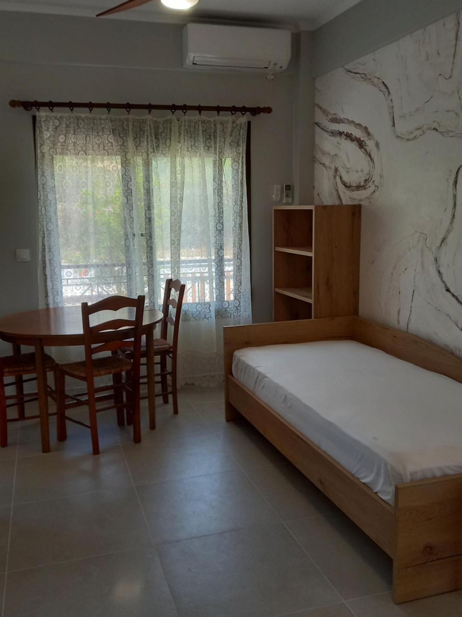 Petradaki Apartments Мола-Калива Номер фото