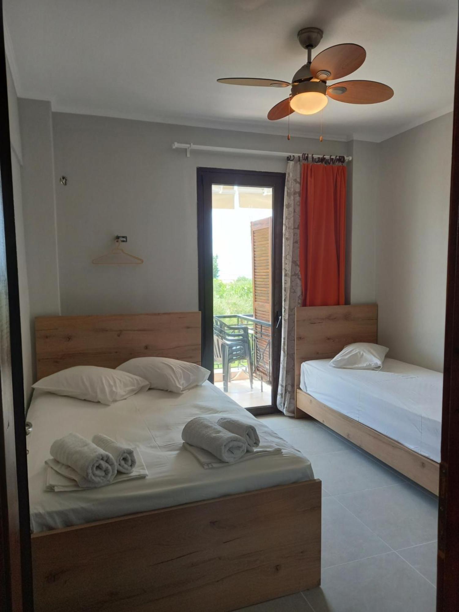 Petradaki Apartments Мола-Калива Номер фото